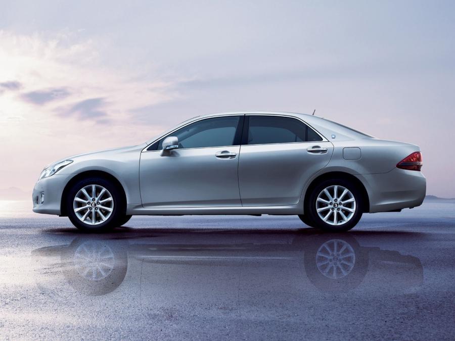 Toyota Crown Royal Saloon '2008